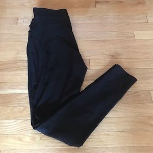 Black Skinny Fitting Pants/Leggings with Pockets by BUTTERFLY Size XL